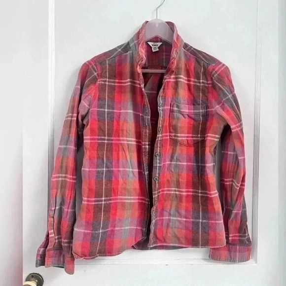 Woolrich red flannel button down shirt Size M - Picture 4 of 4